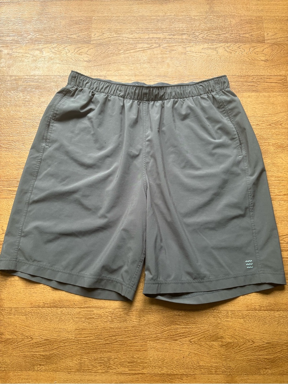 Free Fly Men's Athletic Performance Shorts in Dark grey